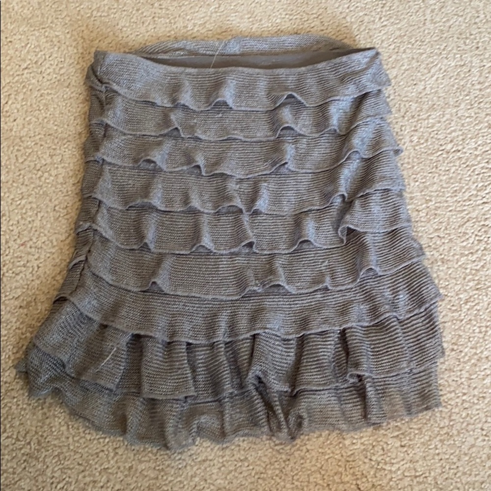 Max Studio Womens gray medium frilly skirt